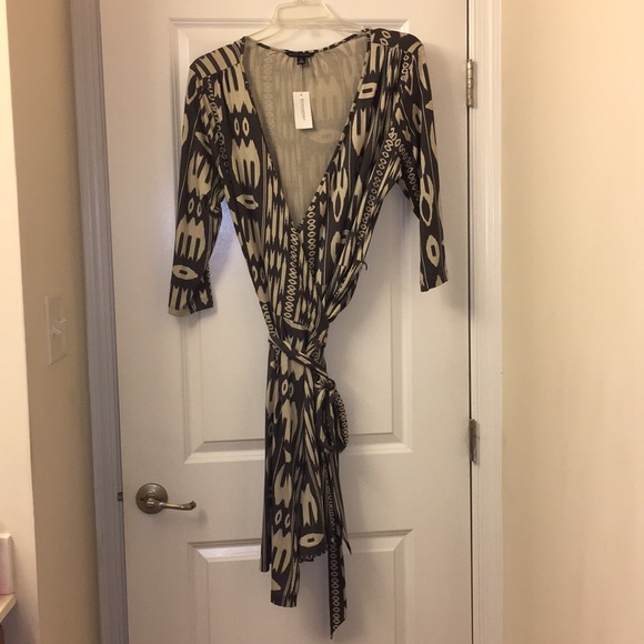 Banana Republic Dresses & Skirts - NWT Banana Republic wrap dress. Size XL TALL.